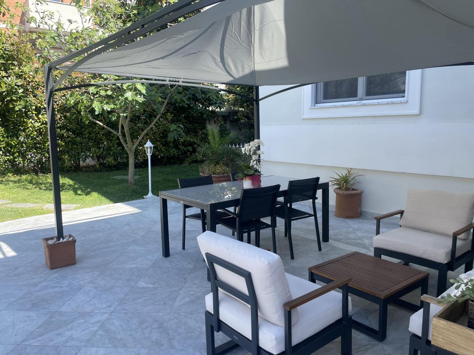 Villa Bianca A Few Steps By The Sea With Exclusive Garden & Jacuzzi Livorno Kültér fotó